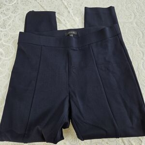 Ann Taylor Navy slim leg pant Large